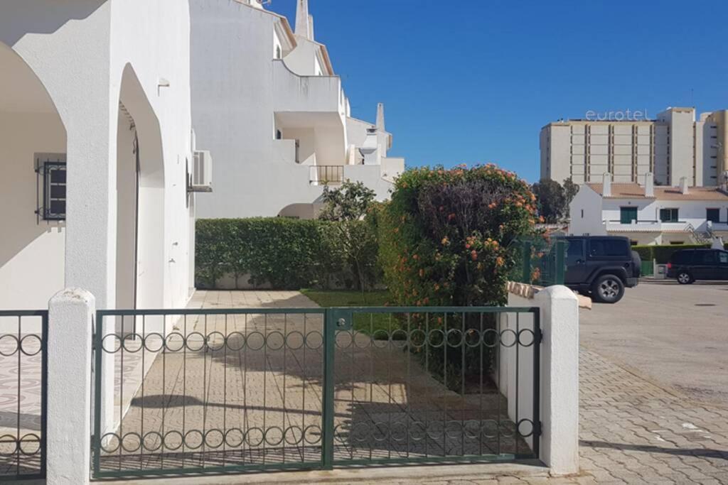 Moradia Em Altura! Beach House Exterior photo